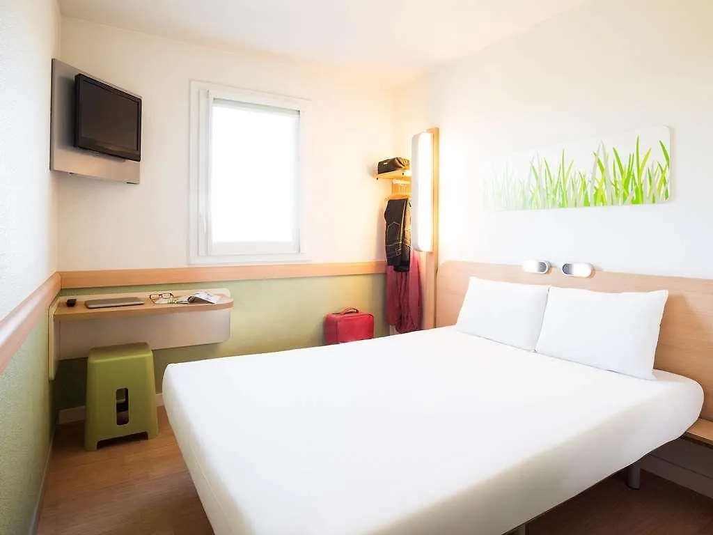Hotel Ibis Budget Orly Tram 7 2*