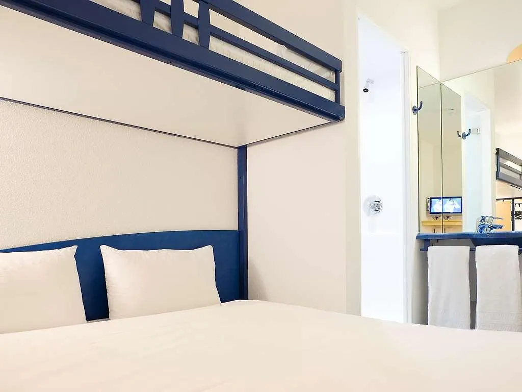 Hotel Ibis Budget Orly Tram 7 Chevilly-Larue